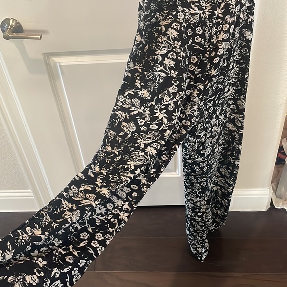 French connection jump suit - Picture 4 of 5